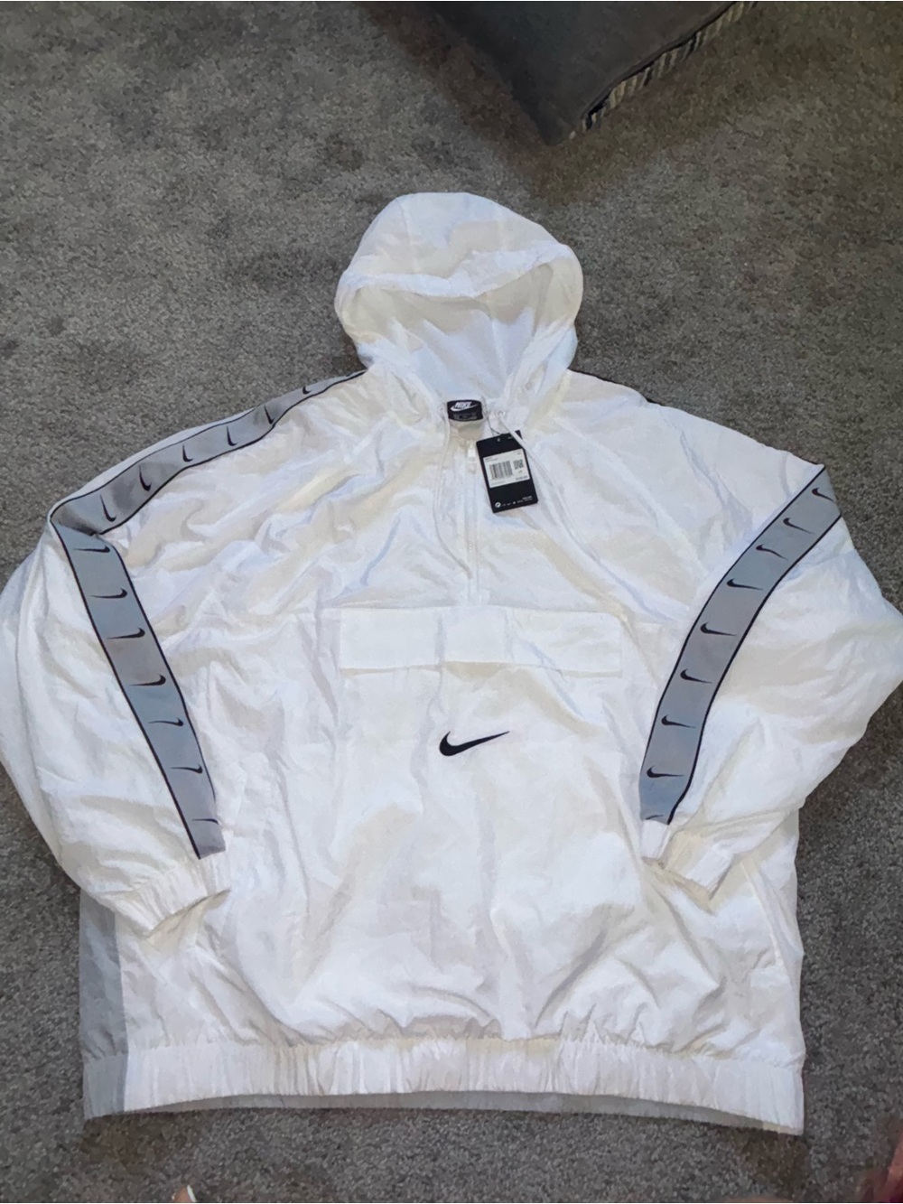 Nike Men’s Sportswear Swoosh Long Sleeve Printed Loose Pocket Hoodie